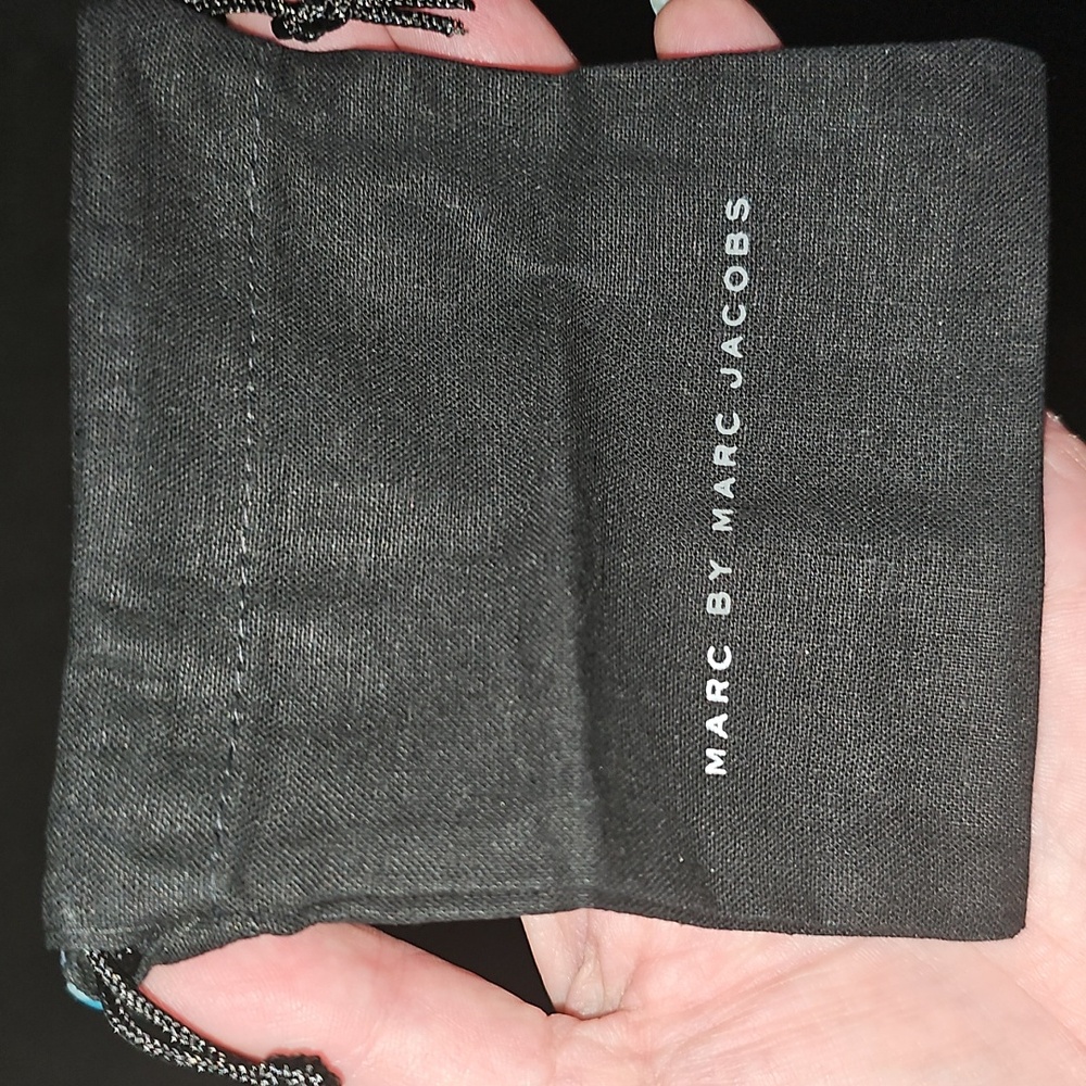 Marc By Marc Jacobs Gold Ring Sz 5.5 NWT Dustbag Included - Picture 3 of 3